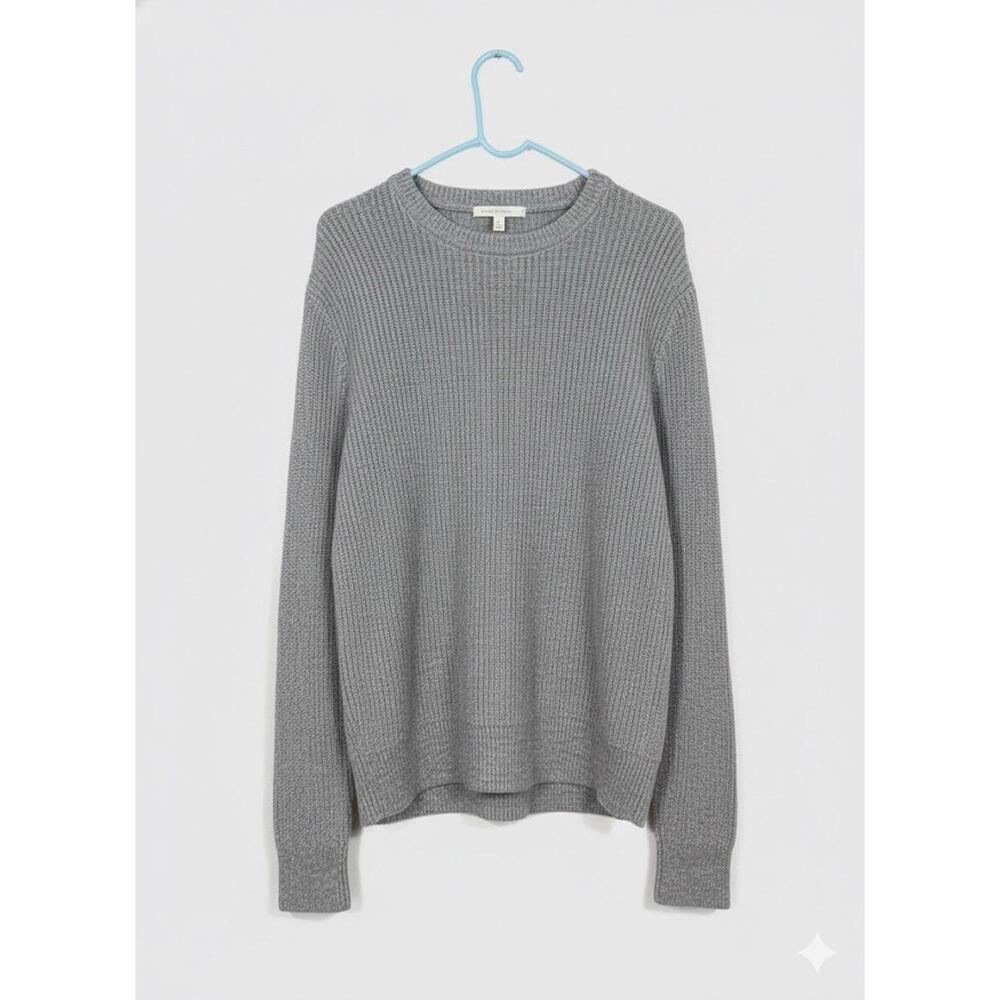 Gap Grey And White Heathered Sweater Size Medium
